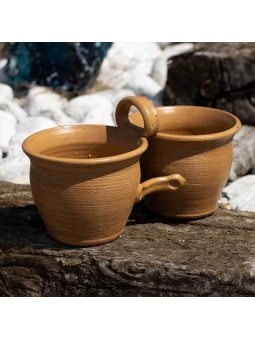 Beżowy dzbanek dwojak